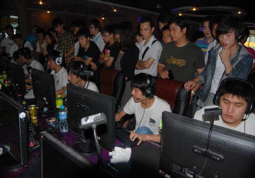 Alkarenn替换gr1ks，后者转入 Heroic 的替补席