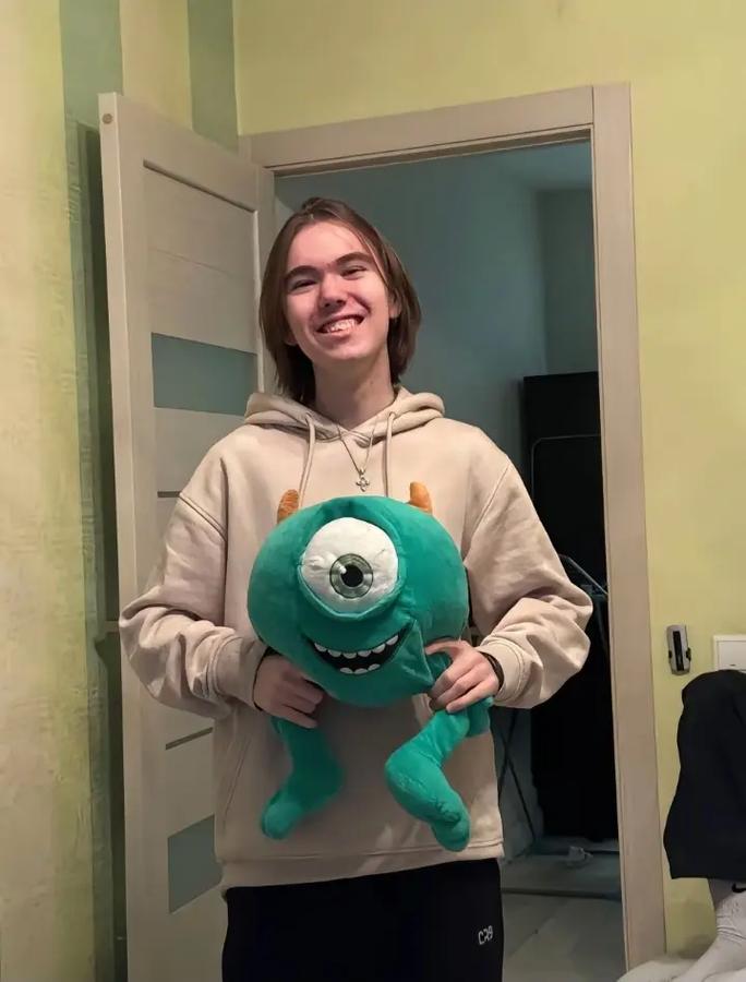 Shakespeare 的纯粹游戏！ Lucid 的猴子般的团队战斗毫不留情